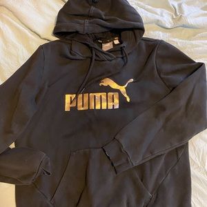 Black and gold puma sweatshirt